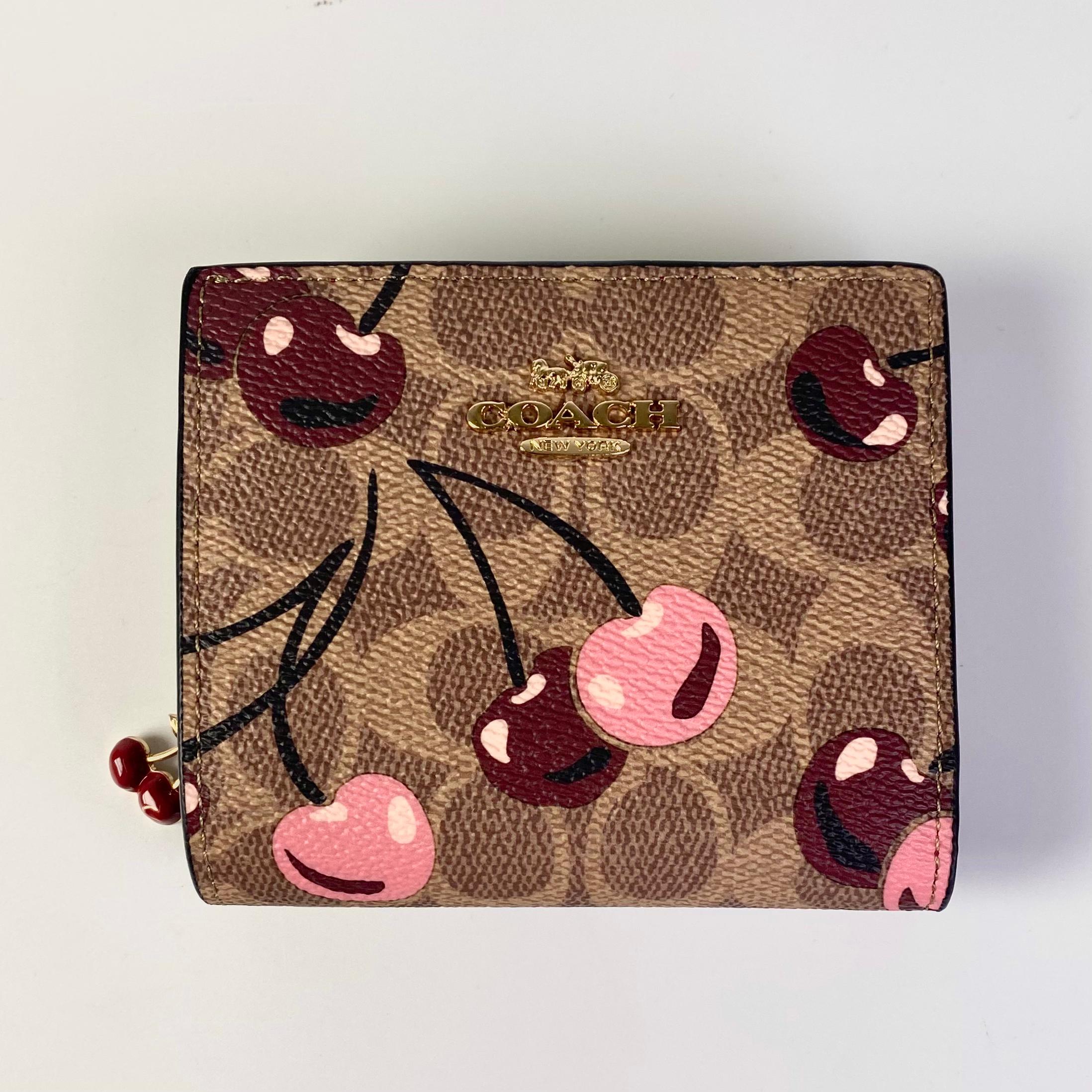 Ví Coach Snap Wallet In Signature Canvas With Cherry Print DS Brown